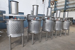 Laser welded jacketed tank